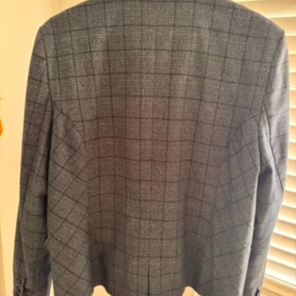 Evereve Asher Plaid Blazer - Picture 6 of 7